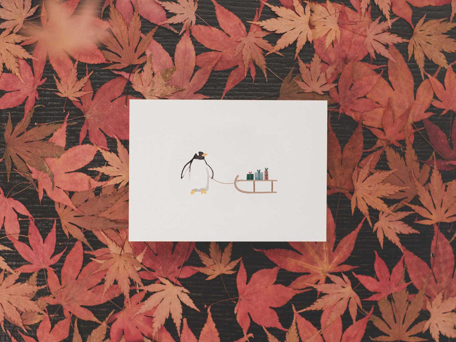 Pinguin mit Geschenken  | Postkarte