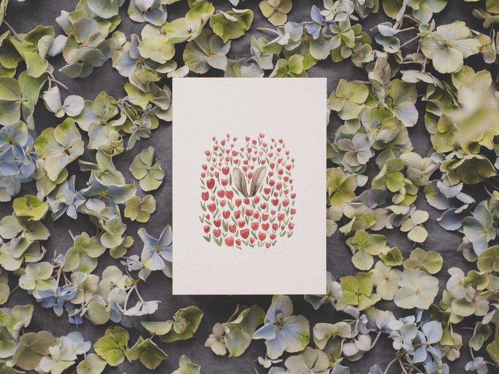 Hase im Tulpenfeld | Postkarte